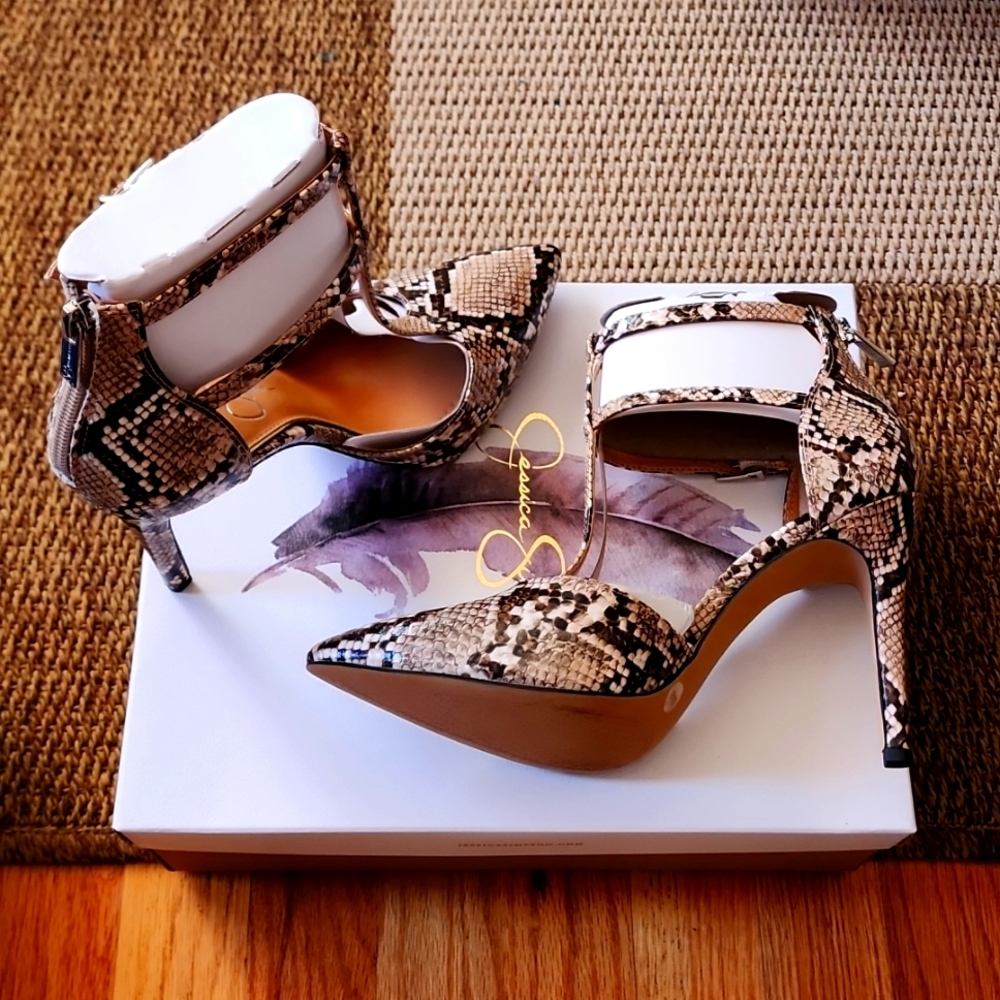 Women shoes